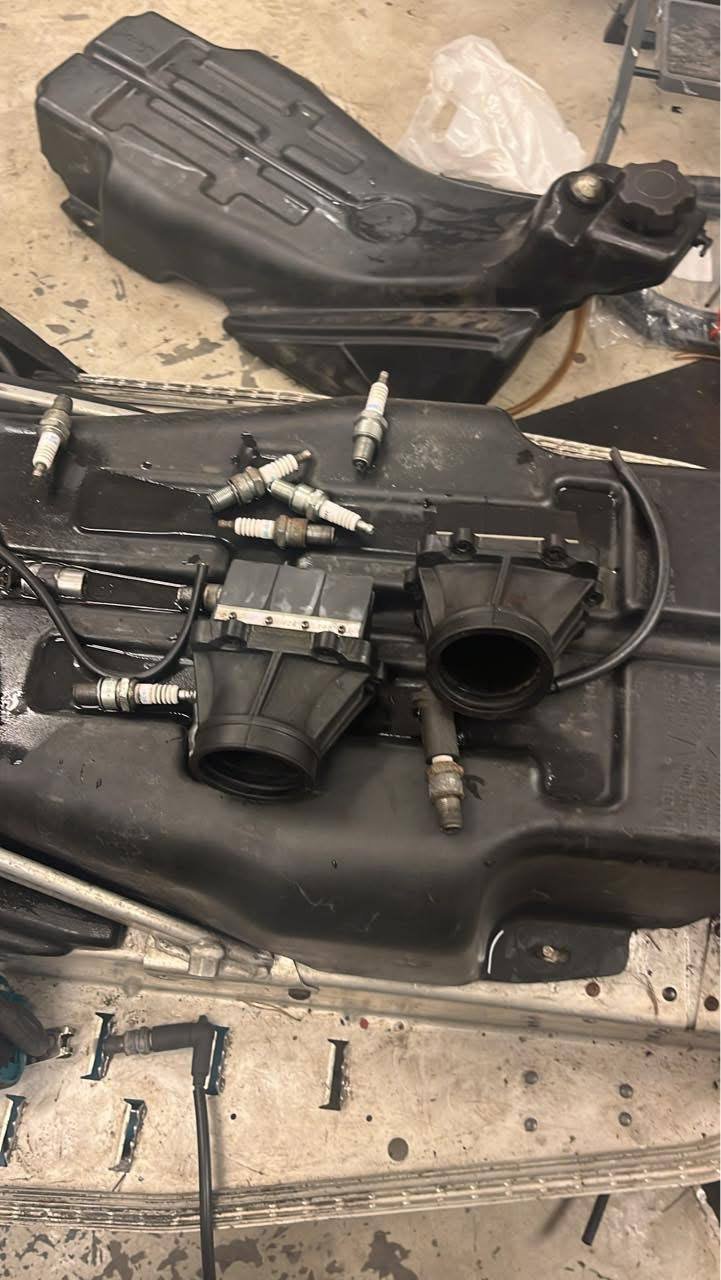 Ski-doo MXZ gas tank