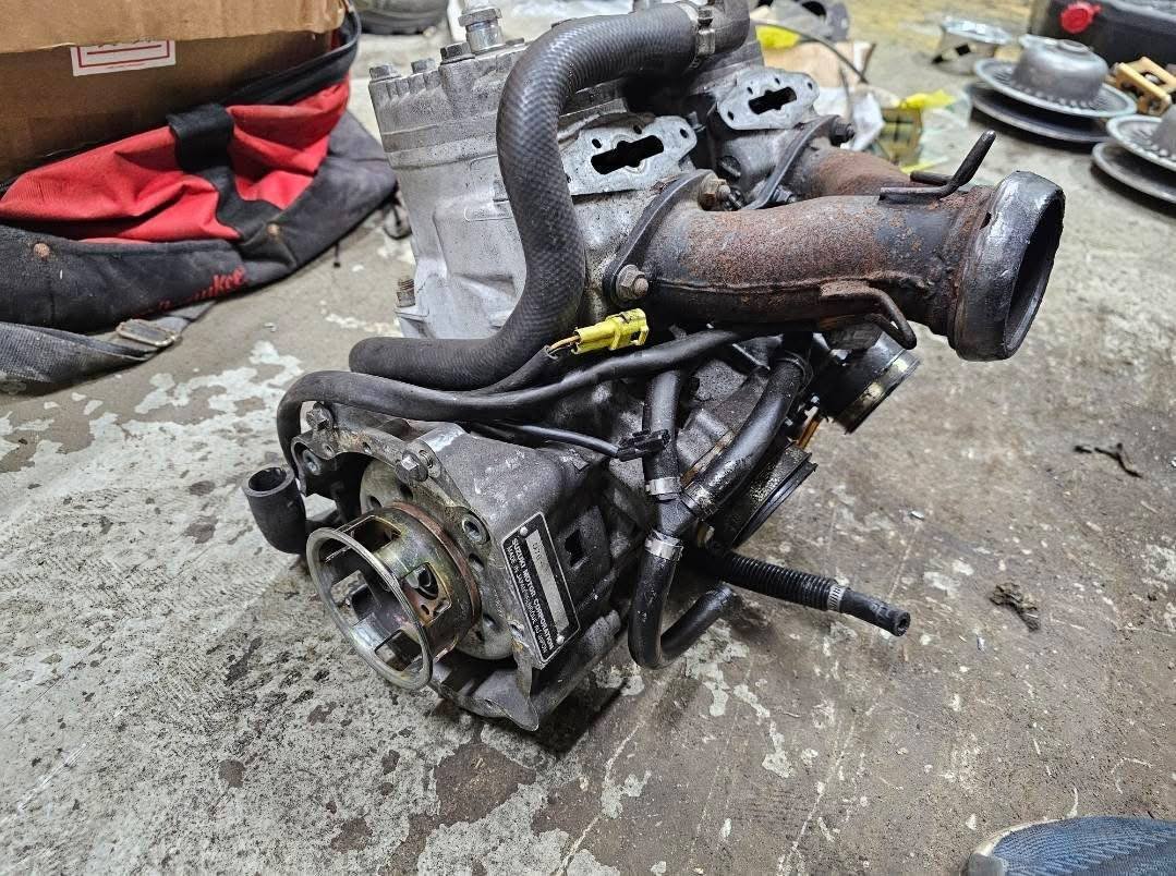 Arctic cat f7 Engine - Image 4